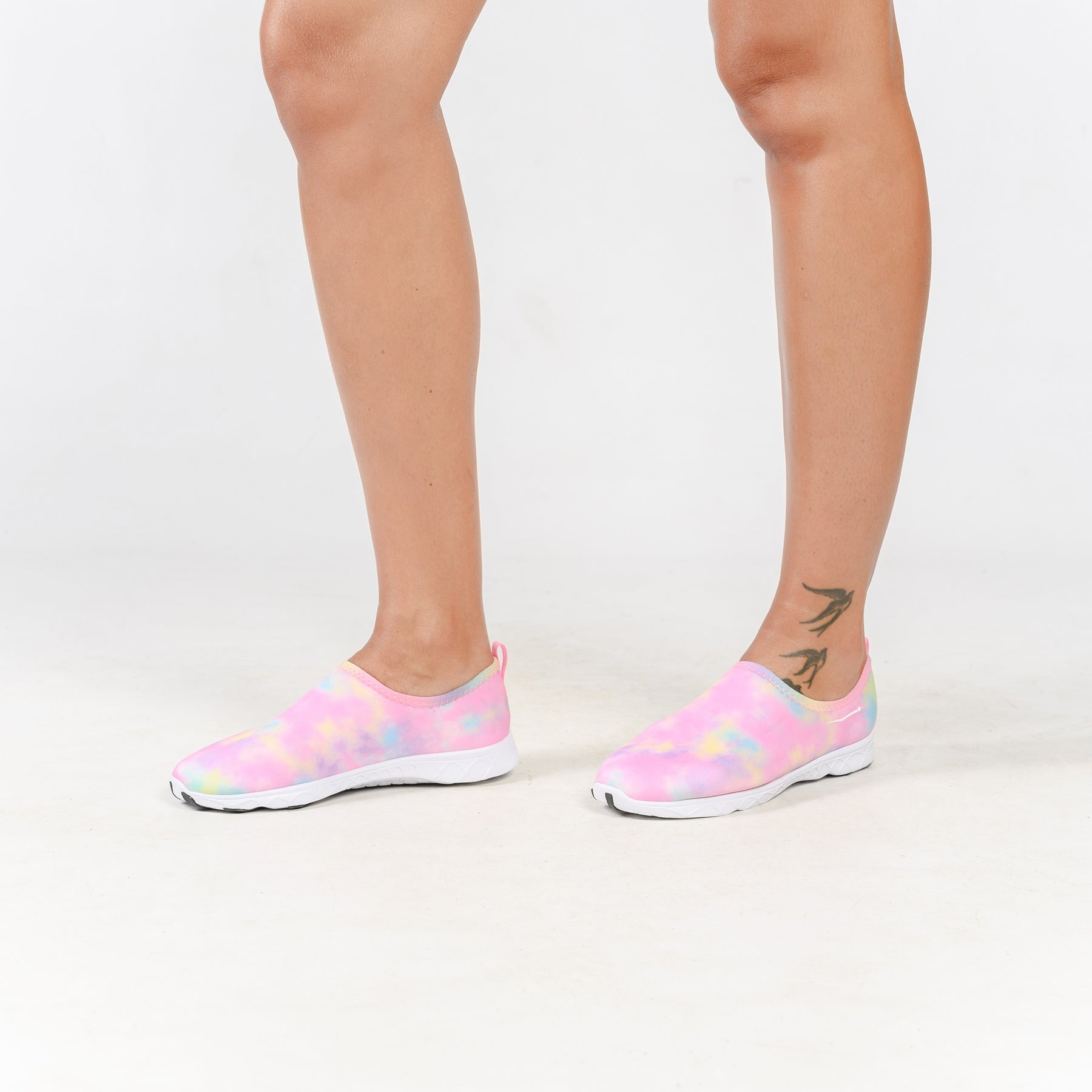 Turismo Sneakers Sale Online, pink print tie dye shirt