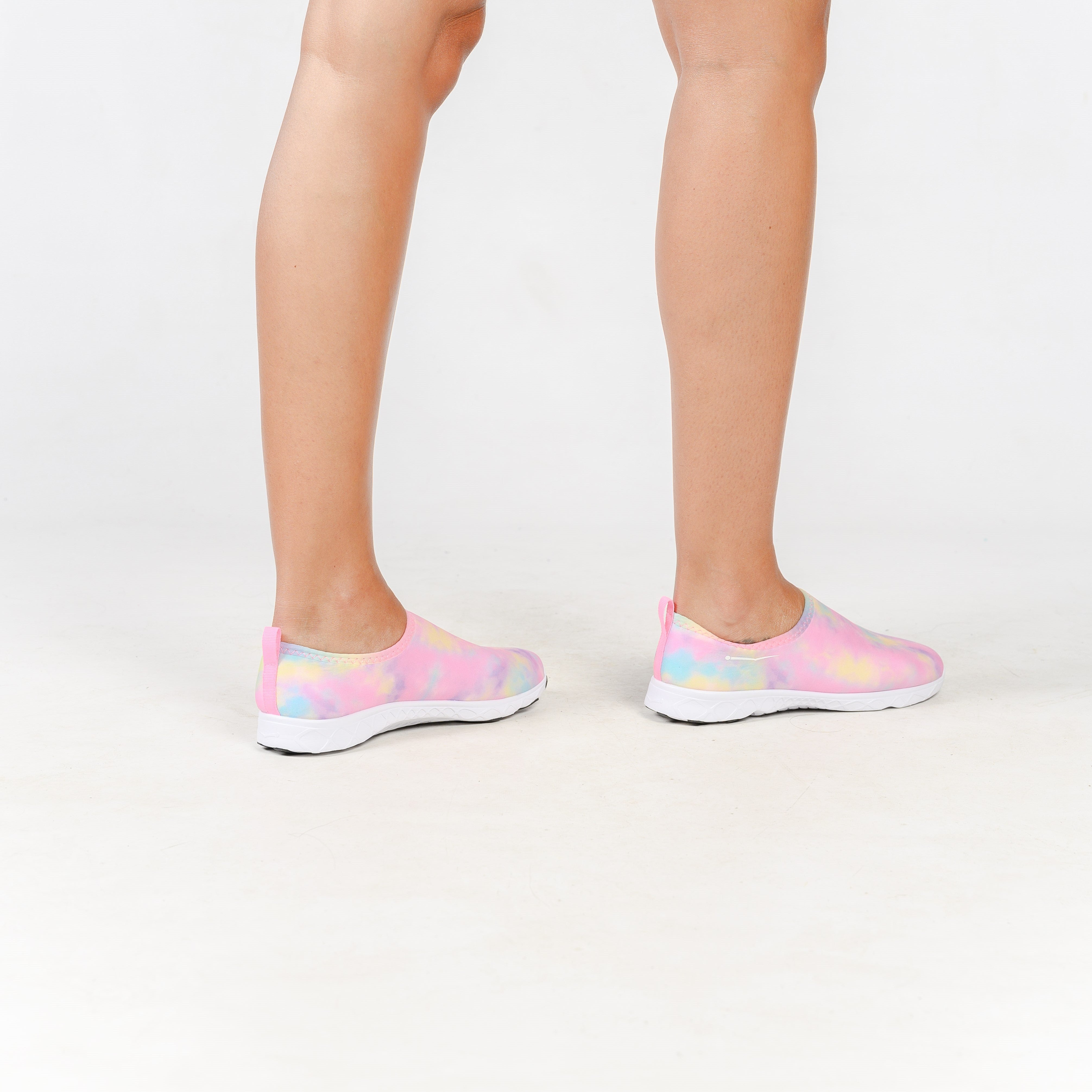 シューズ・サンダルその他 BALLOP Tibat Flow Easy On Pink 5011520045 Ladies Aqua Slip-On Pink Tie Dye – Wave Runner Sport